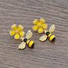 Creative new foreign trade thermal selling jewelry temperament, simple female cute bee flower drip oil earring earrings G849