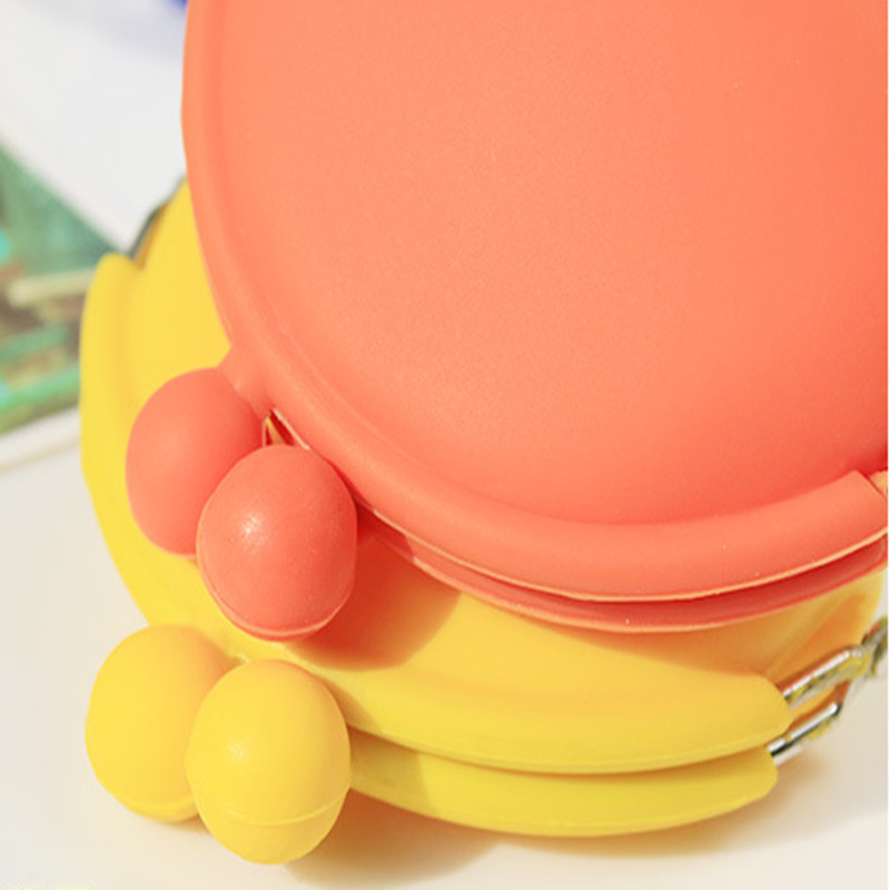 Daily Occasion Silica Gel Material Waterproof Function Solid Color Pattern Unisex Solid Color Silica Gel Clasp Frame Coin Purses