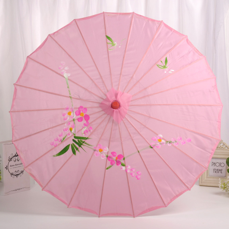 Wedding products, wedding products, wedding products, wedding products, wedding products, creative oil-paper umbrellas, silk cloth wooden handle umbrellas, Chinese-style ceiling decorative umbrellas, retro stage cheongsam performance craft umbrellas detail image 16