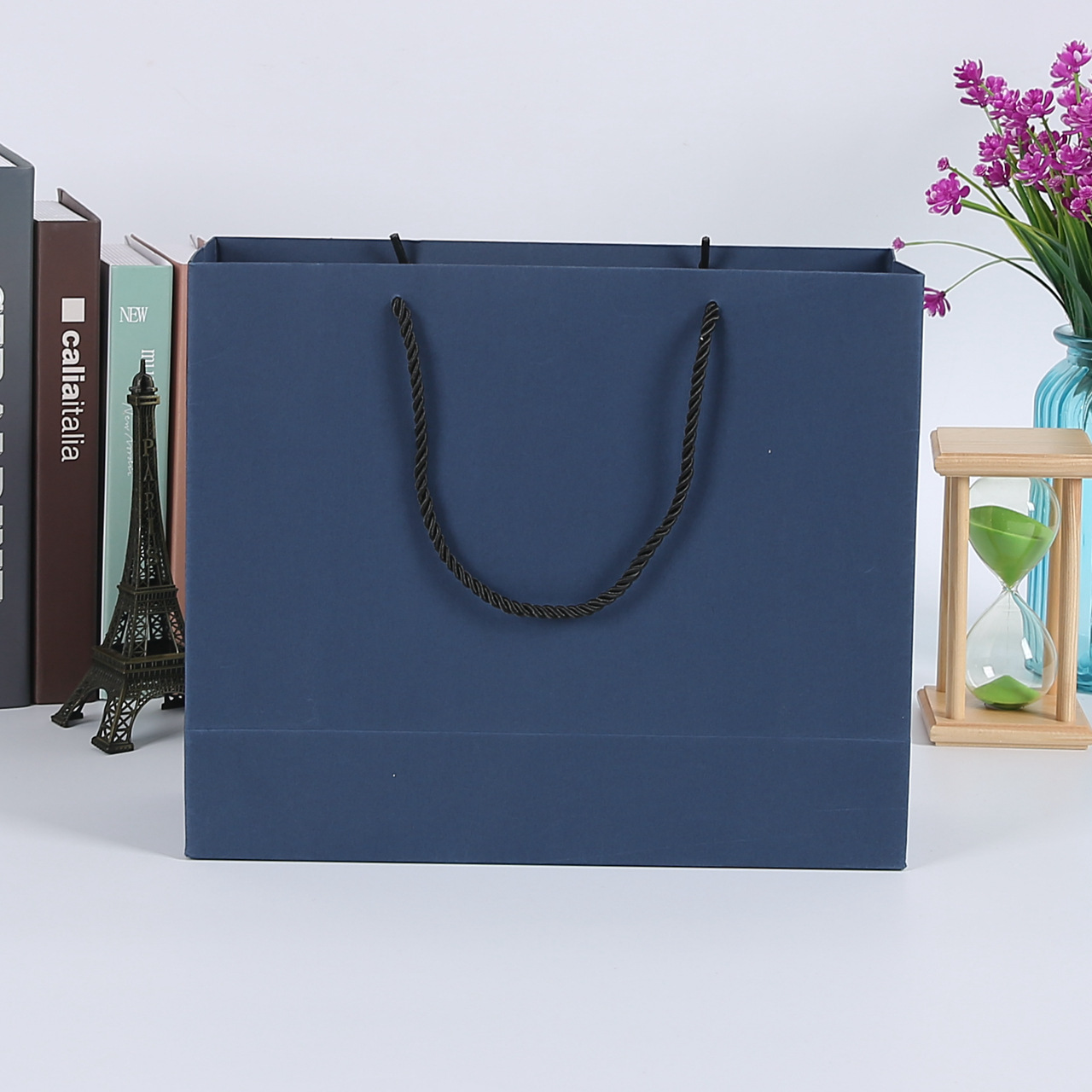 纸袋定做 白卡纸服装手提袋定制 购物包装袋批发