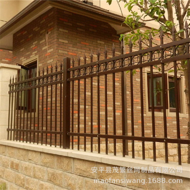 热销小区围墙别墅防护铁艺隔离栏庭院学校社区栅栏院墙铁艺栅栏