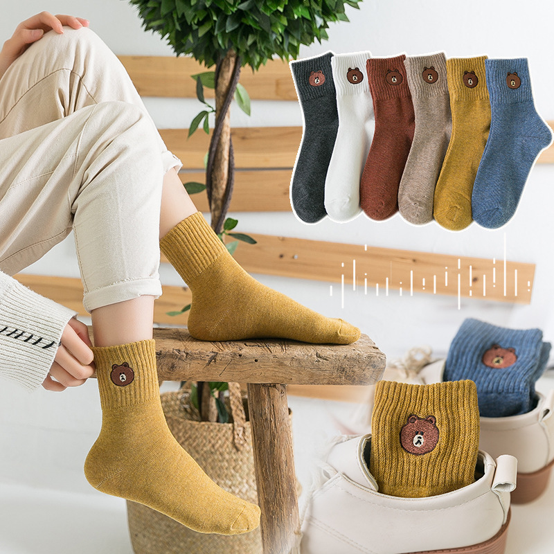 Autumn and Winter New Women's Socks Japanese Style Cartoon Animal Embroidered Cotton Mid-length Socks Women's High Thread Mouth Women's Socks