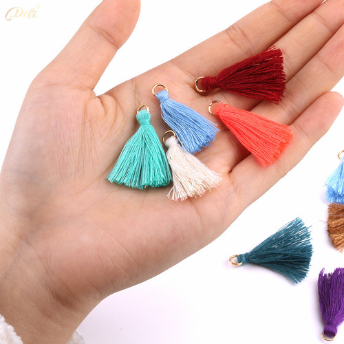 [Seventh Style] Supply of colorful 3cm polyester-cotton hanging circles with small tassels and 3cm tassel spikes