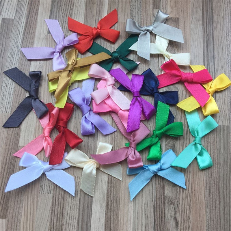 Underwear with bow