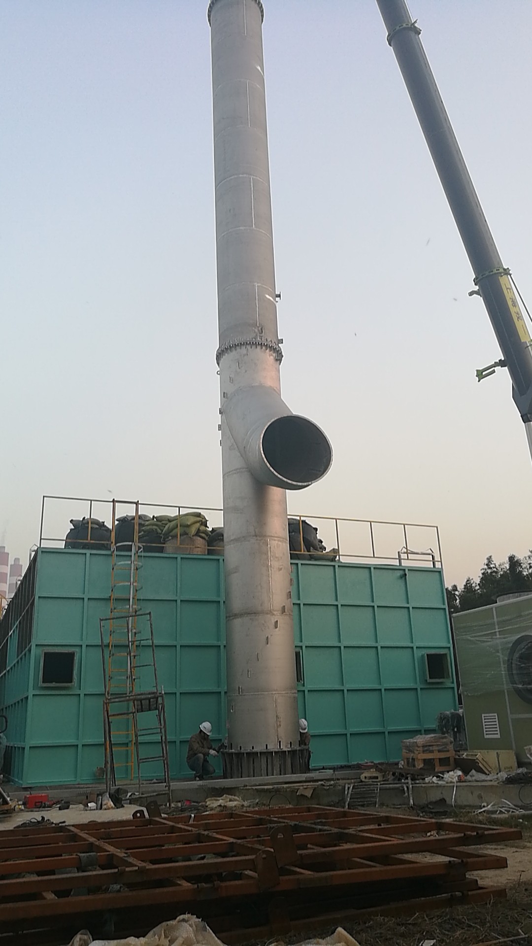 自立式钢烟囱管道