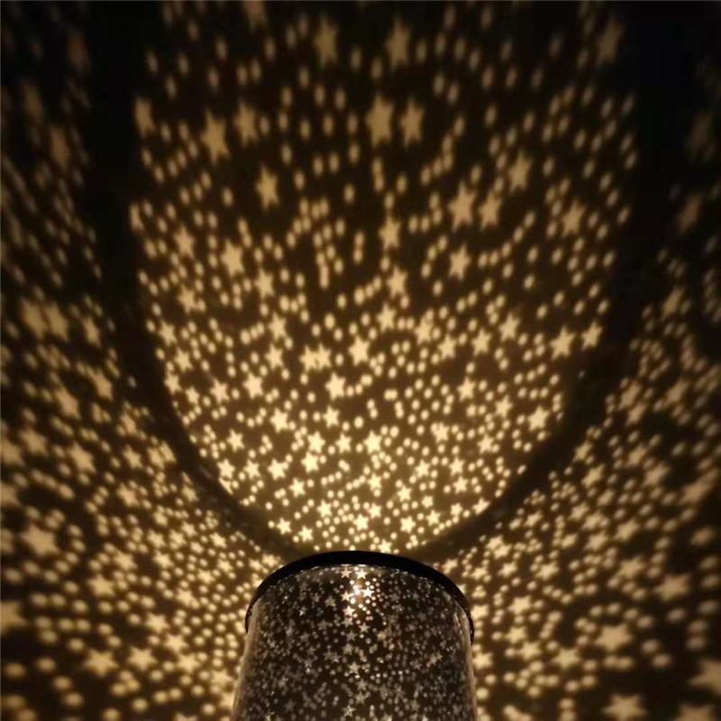 Fabricante directo de proyección de estrellas LED lámpara de noche personalizada regalos creativos luminosos nuevos juguetes personalizados