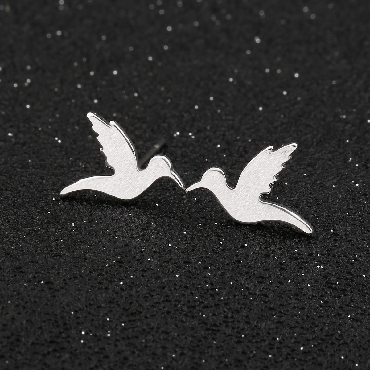 Wholesale Jewelry 1 Pair Fashion Flying Bird Alloy Ear Studs display picture 9