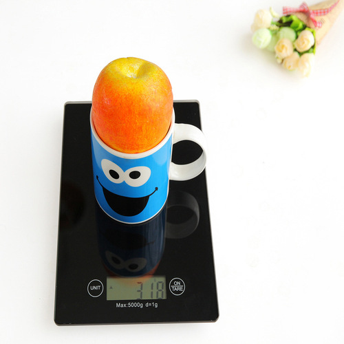 Household Weight Scale Electronic Kitchen Scale Baking Scale Glass Touch Screen Gift Scale Wholesale