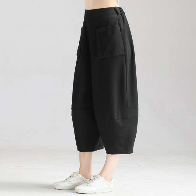 Fashionable casual pants with tight waist and wide legs summer