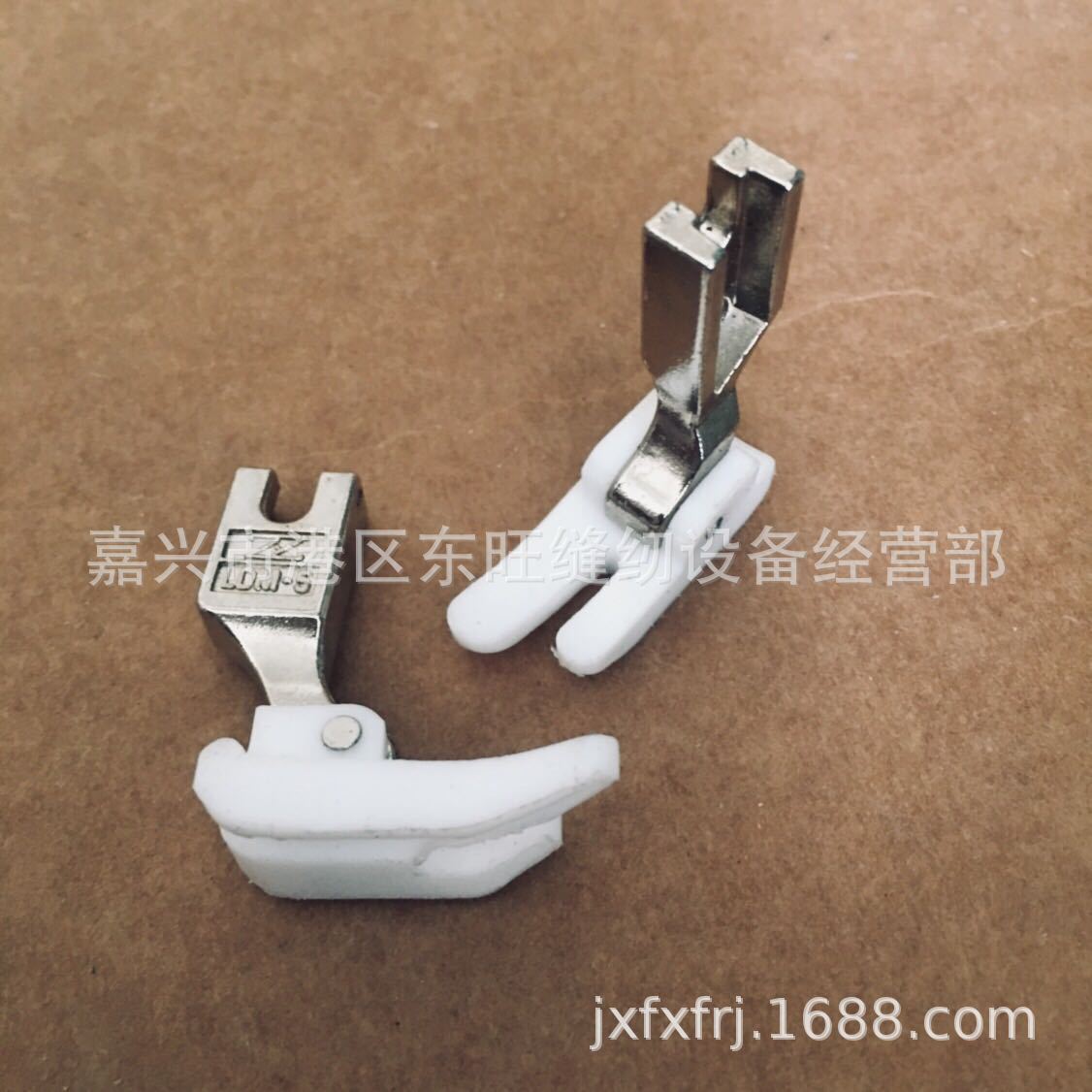 智足LDM-5 F4-5A-1单线手套压脚工业缝纫机平车塑料压脚缝纫配件