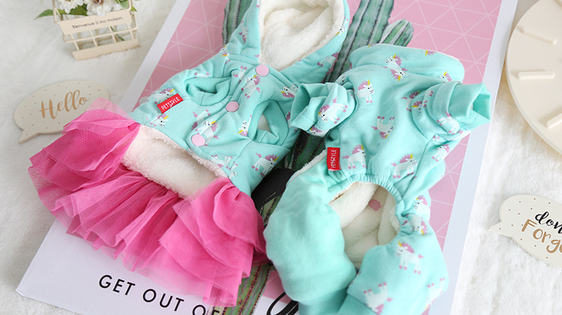 可爱小马服情侣装