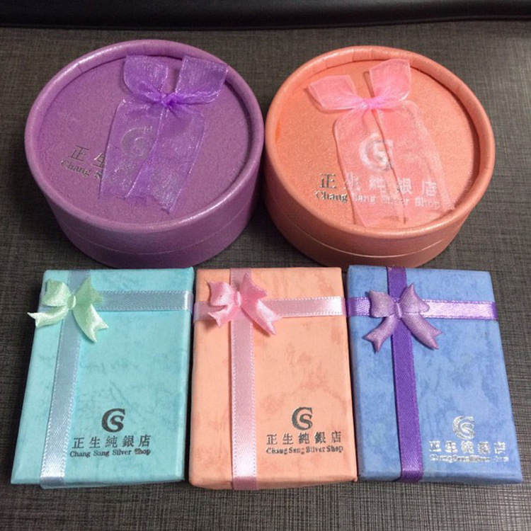 Hong Kong Zheng Sheng Box Zheng Sheng Silver ornament Jewelry Box bow Packaging box Jewelry box Silver Box Gift box