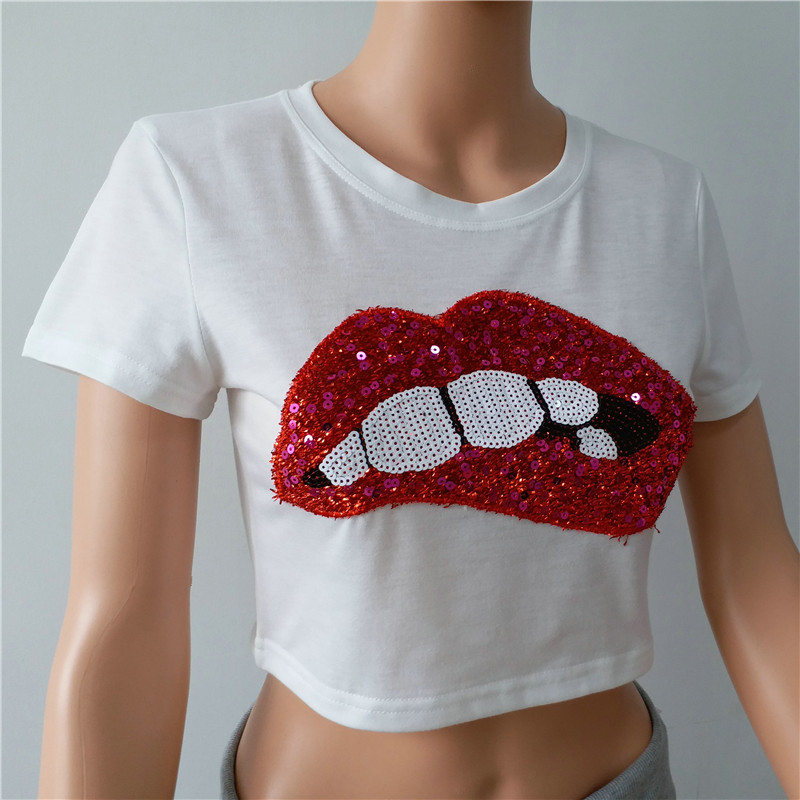 Camisetas cortas bordadas con lentejuelas labiales NSOSY111506