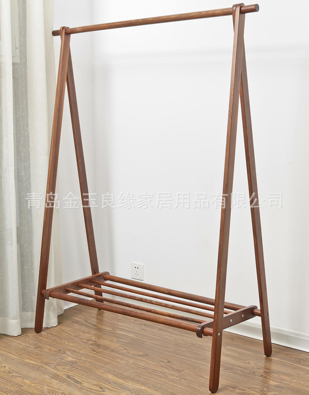 胡桃色