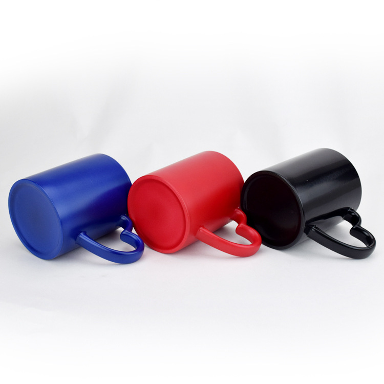 ��ɫ������ �İѱ�ɫ��ӡLOGO���±�������Ƭ ��תӡħ��������