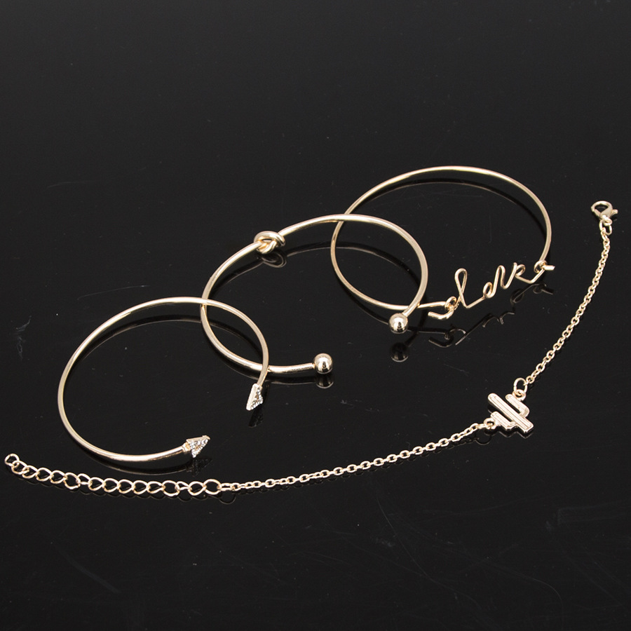 Alloy Fashion Geometric bracelet(Golden) NHBQ1484-Golden