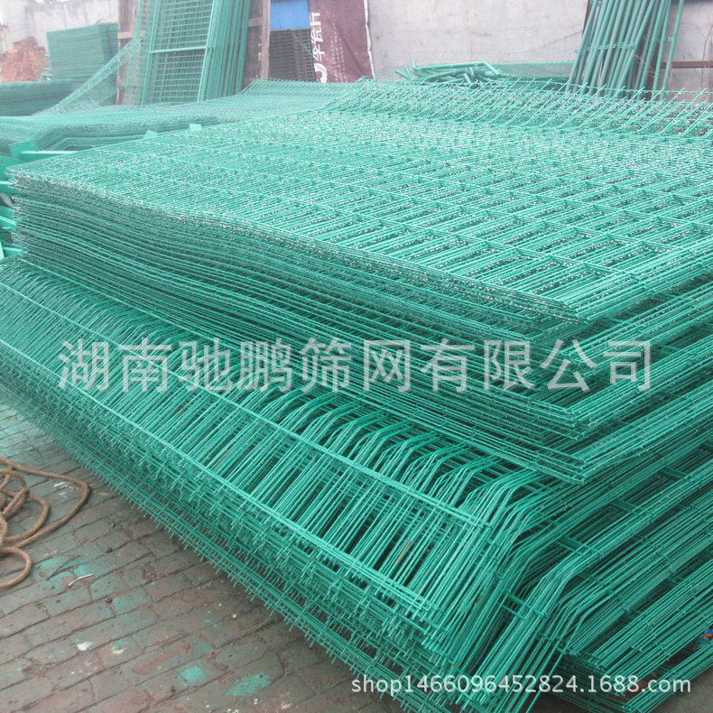 圈地双边丝护栏网 围栏双边丝护栏网  双边丝护栏网厂家