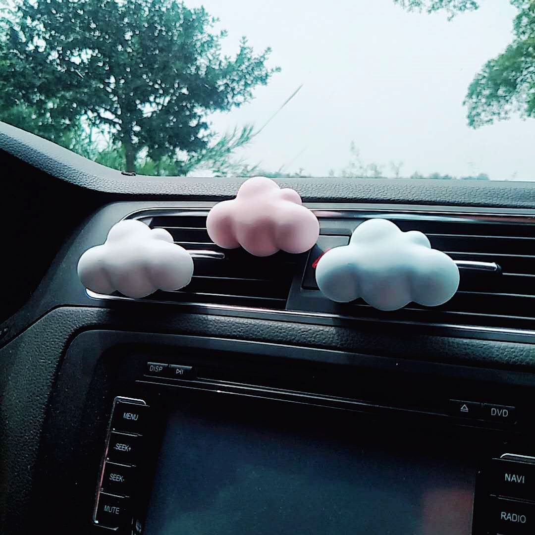 Creative Car Flaky clouds Fragrance automobile Air outlet Perfume Clouds Aromatherapy Spread incense Stone The car Decoration