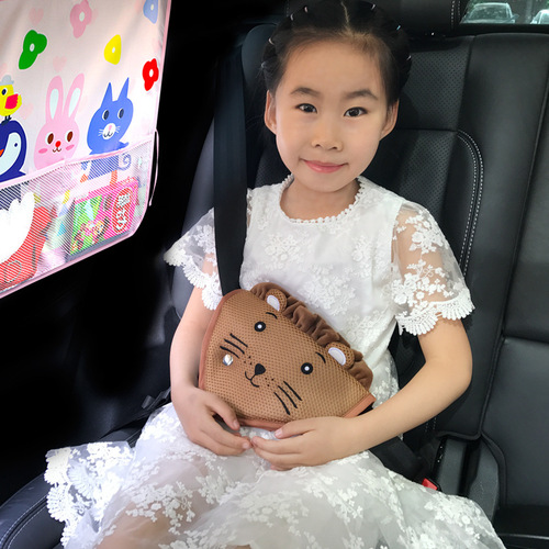 Car child safety belt adjustment retainer protective plate men's and women's safety belt cover thickened anti-stranglehold belly shoulder cover