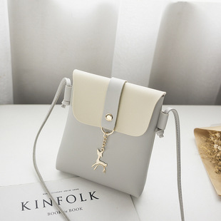 Dropshipping new 2025 women's bags Korean style deer pendant women's single shoulder crossbody bag Pinduoduo's hot supply source