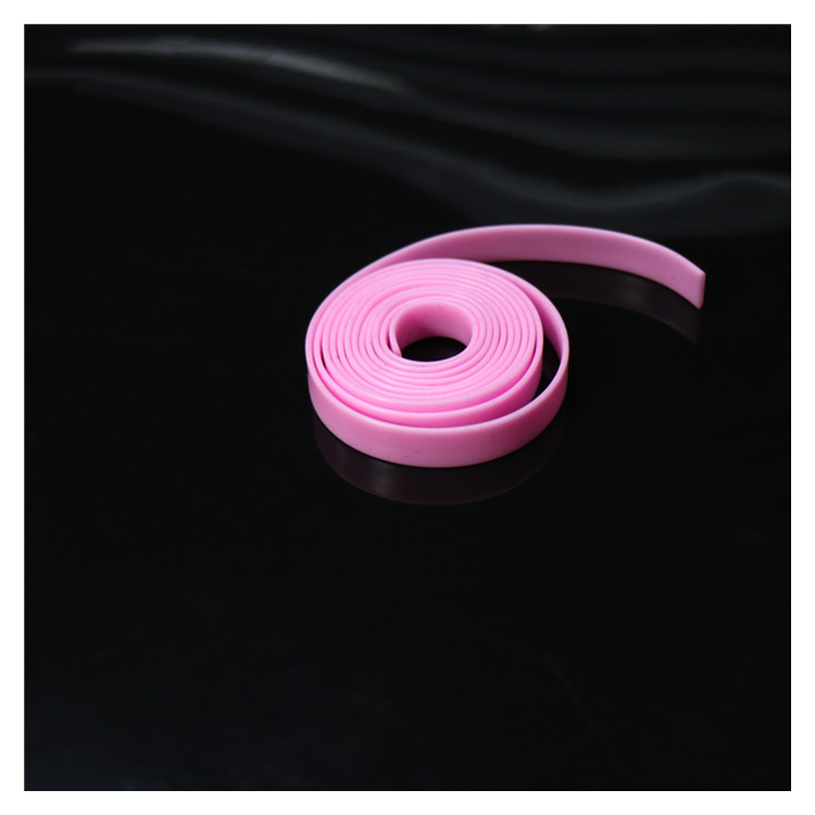 厂家供应粉红色彩色硅胶扁条，手环 饰品专用硅胶条 无味环保