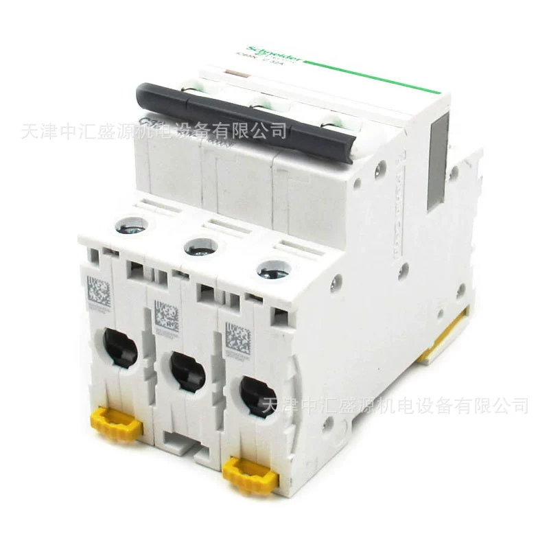 IC65 миниатюрный автоматический выключатель A9F18332 Микровыключатель IC65N 3P C32A миниатюрный автоматический выключатель 32A