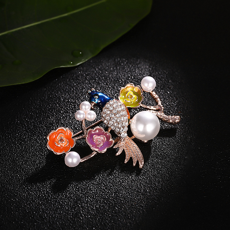 Broche créative tendance coréenne à la mode avec perles et tempérament_voghion.com