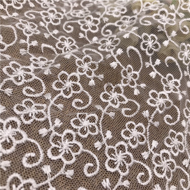 网底刺绣面料手套面料高档打底衫连衣裙刺绣面料来版品质保证