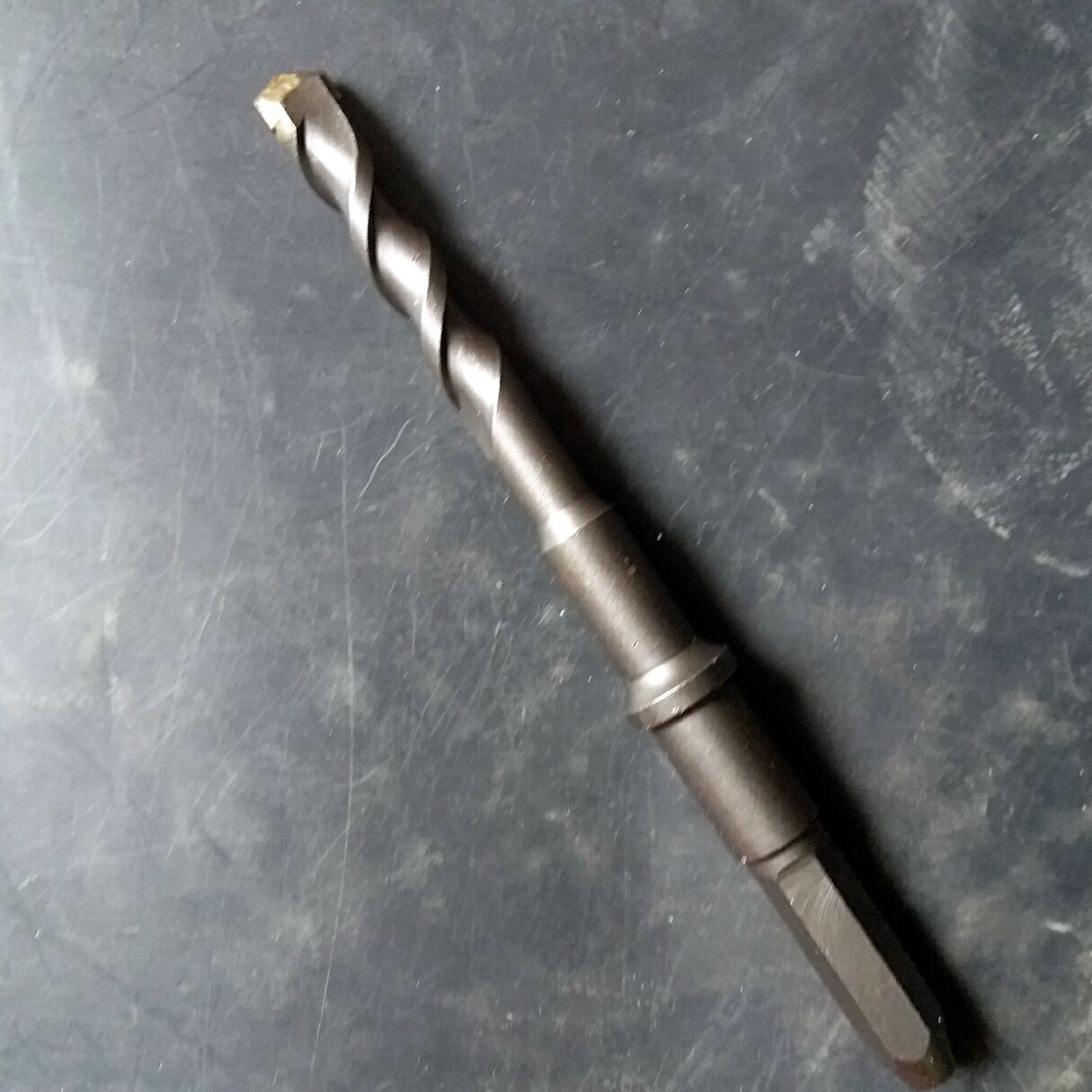 19DC3A8BE12171959003C199357815