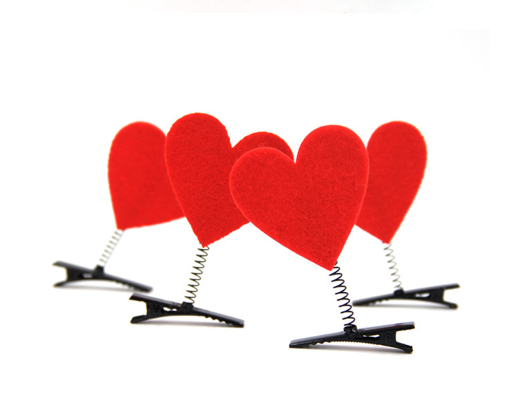 Cute Heart Shape Metal Hair Clip display picture 5