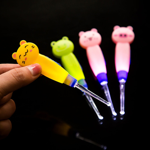 Wholesale replacement head cartoon animal detachable cleaning ear scoop detachable plastic ear picking luminous ear scoop
