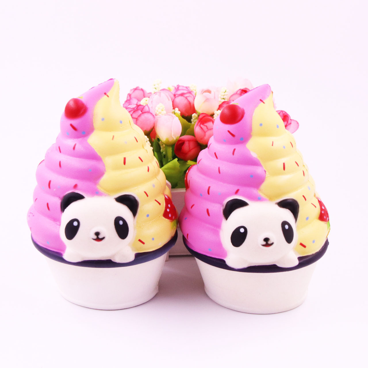 爆款推薦squishyPU慢回彈仿真熊貓冰激淩減壓發泄捏~玩具廠家直銷