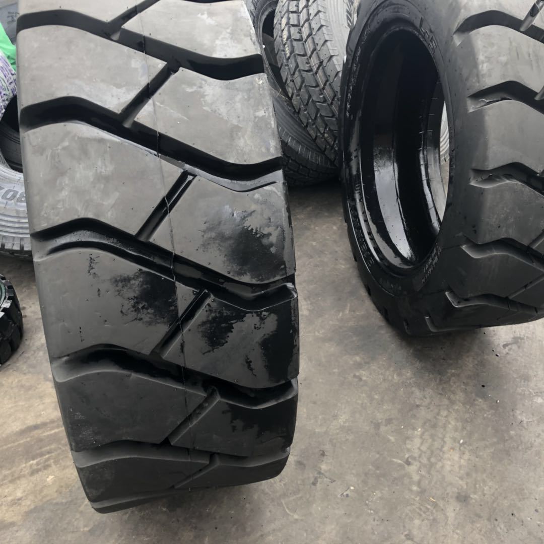 长期供应1425x450-34井下运输车充气轮胎 1425*450-34 耐磨防滑