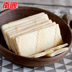 Hainan Specialty / Southern Land Food / Coconut Fragrance Wafer Sweet 80g Coconut Cookie Snacks