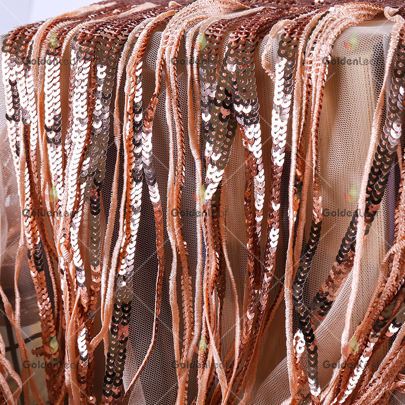 厂家直销2018重工亮片绣花面料流苏条子绣花布时尚女装舞台服装