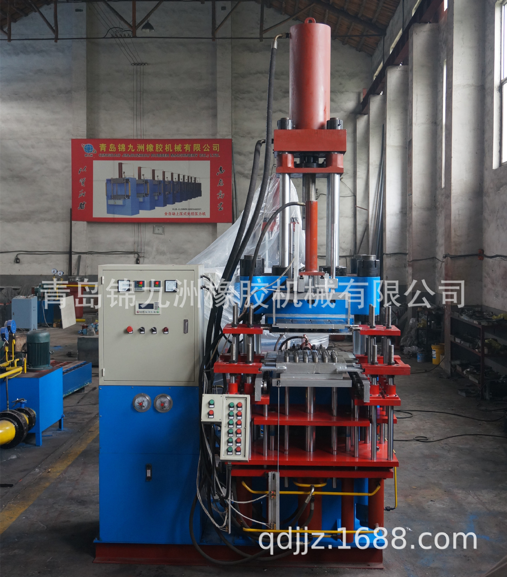 200T600x6504RT全自动注胶机 (2)