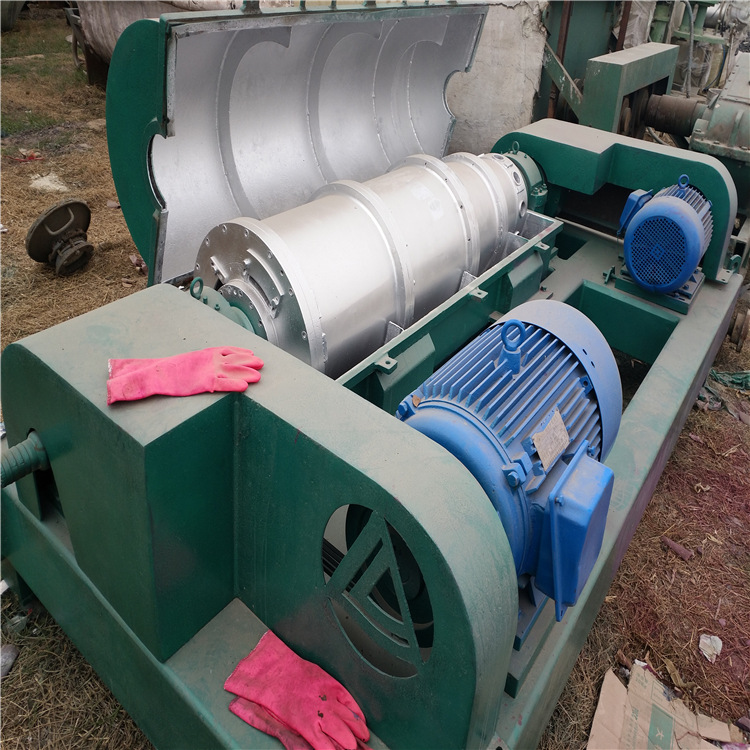 出售二手卧螺沉降离心机二手355型卧螺沉降离心机