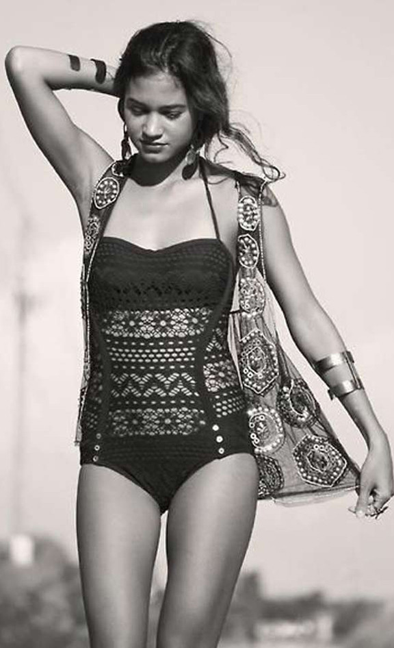Elegant Swimsuit Image 10
