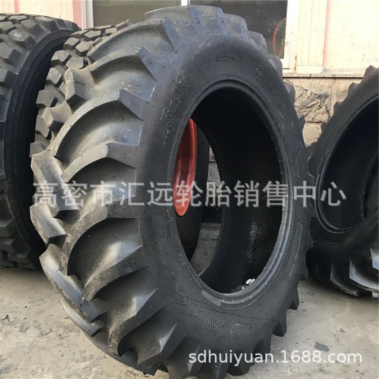 现货14.9-28人字花纹轮胎14.9-28 农用拖拉机轮胎