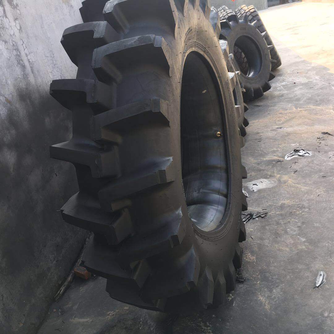 厂家直销18.4-38前进水田花纹轮胎20.8-38农用拖拉机专用轮胎耐磨