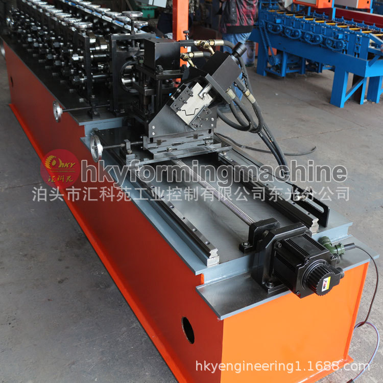 供应轻钢龙骨机 三角 吊顶 隔墙 卡式 装饰装潢 各种型号设备订制