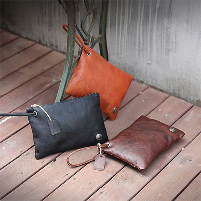 2020 new pattern Original manual Vegetable tanned leather Men's bag Japanese Retro genuine leather Grab bag The first layer cowhide clutch bag