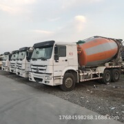 出售二手搅拌车 国四豪沃大12方二手商混凝土搅拌罐车