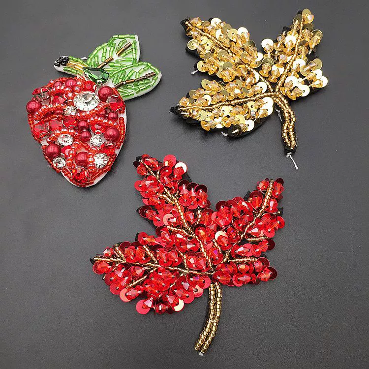 Spot Heavy Industry Handmade Beads Patch Crystal Sequenant Maple Leaf Fracket Patch DIY Patch Posts