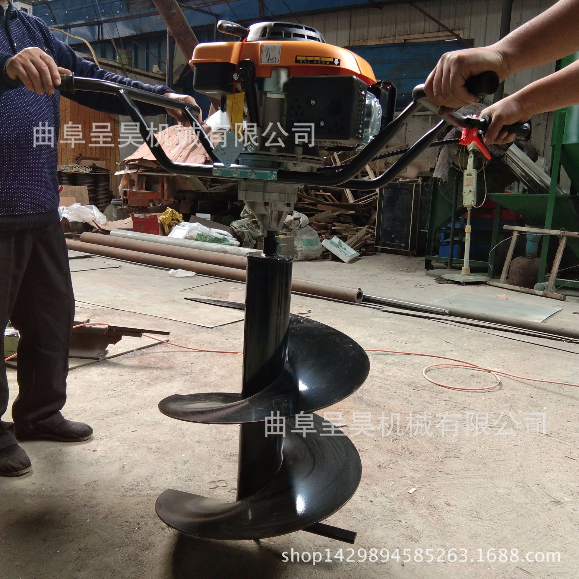 丘陵区植树挖坑机 可定做柴油动力种树挖坑机 曲阜机械厂