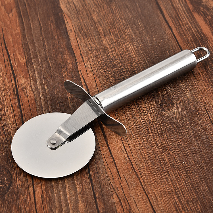 厂家直供 不锈钢披萨轮刀 单轮介饼刀滚轮刀PIZZA刀烘焙工具