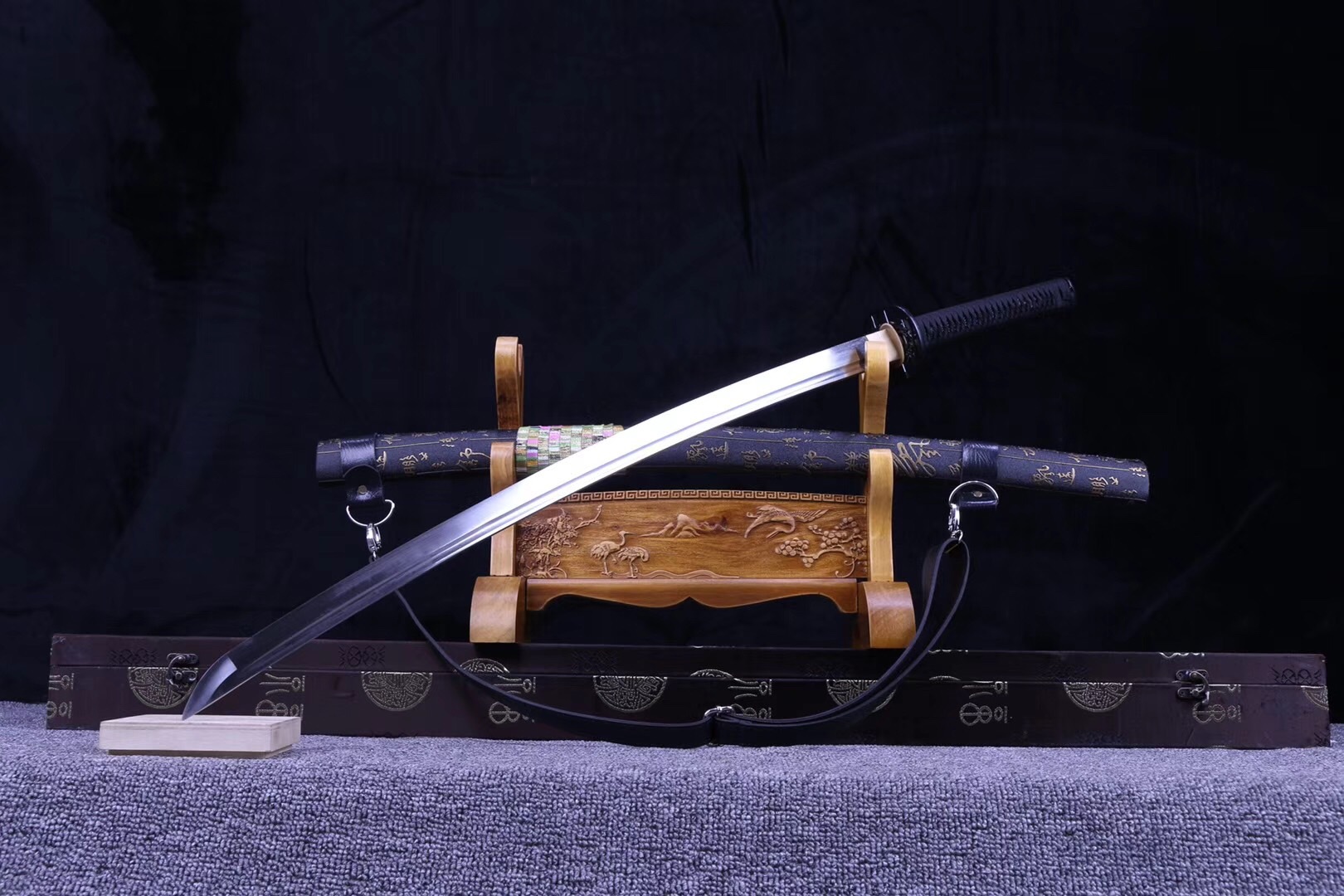 正品龙泉刀剑 高锰钢仿古文皮套 武士刀剑 收藏 批发 未开刃