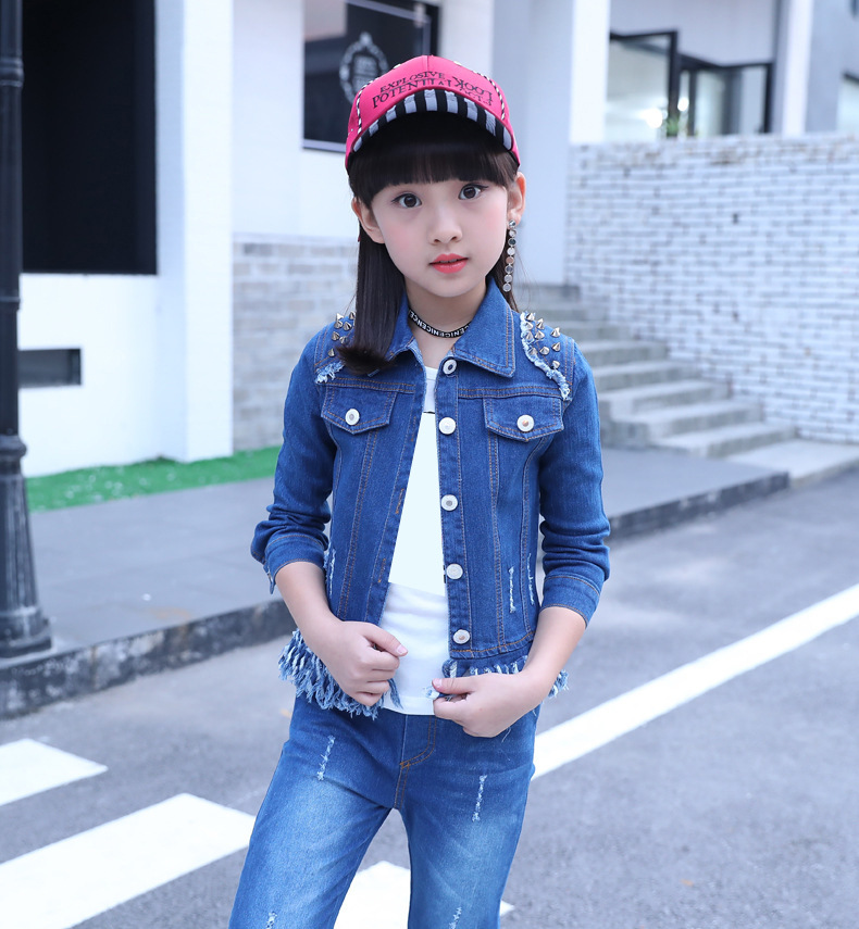 9125277912_1843593818