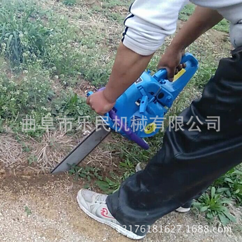 挖樹(shù)機(jī)