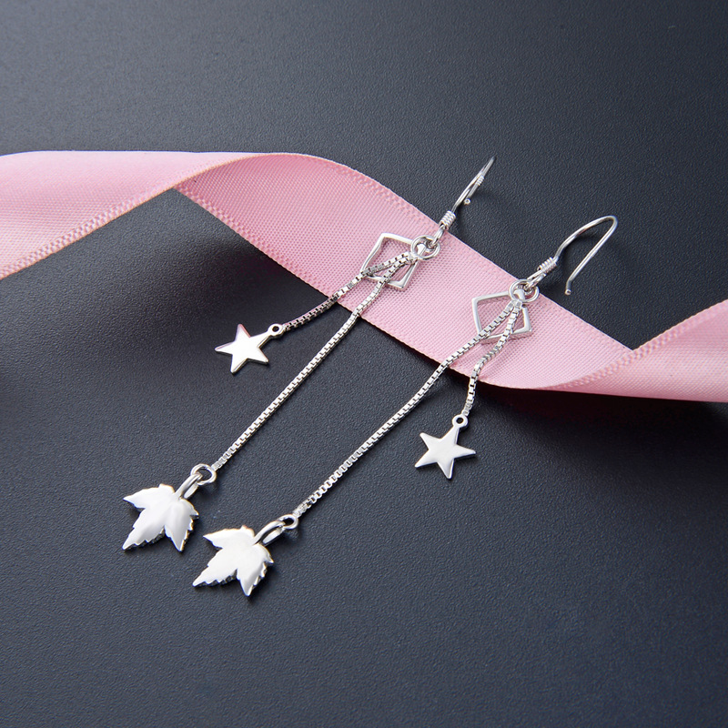 Pendientes de borla de plata esterlina s925 para las mujeres Corea del Sur elegante estrella hoja de arce pendientes largos diseño de moda sentido nicho pendientes